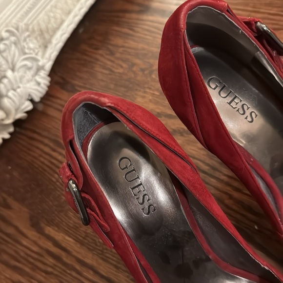 Guess Red high heels. Worn once. Size 7.5M - Picture 6 of 7